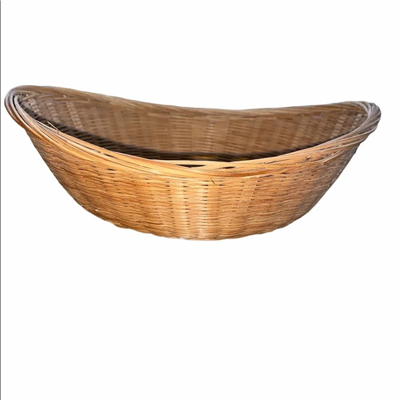 Vintage small straw basket - Picture 1 of 3